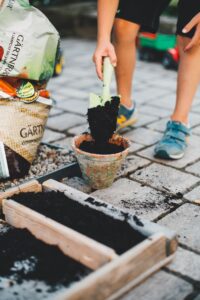 Gartenarbeit mit Kindern